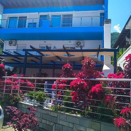 Celeste Deluxe Apartments Скала Потамияс Екстериор снимка
